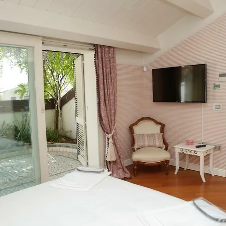 Penthouse In The Centre Lägenhet Ravenna