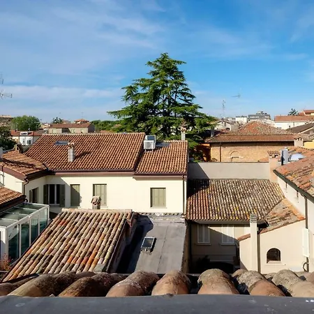 Penthouse In The Centre Apartment Ravenna