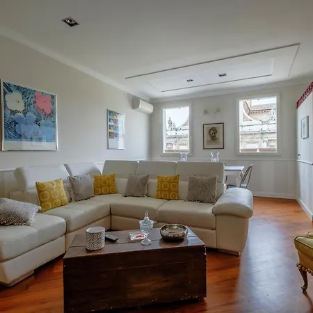 Penthouse In The Centre *