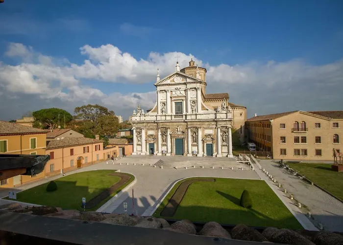 Penthouse In The Centre Apartamento Ravena