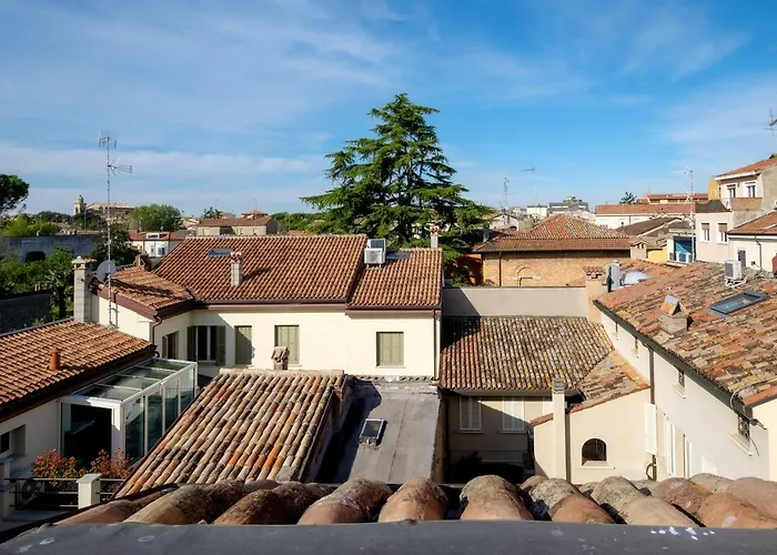 Penthouse In The Centre Apartament Rawenna