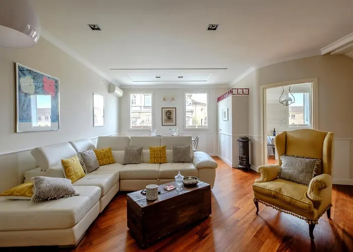 Penthouse In The Centre Ravena